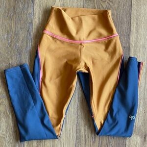 ALO Yoga copper gold grey pink piping trim color block athletic workout leggings